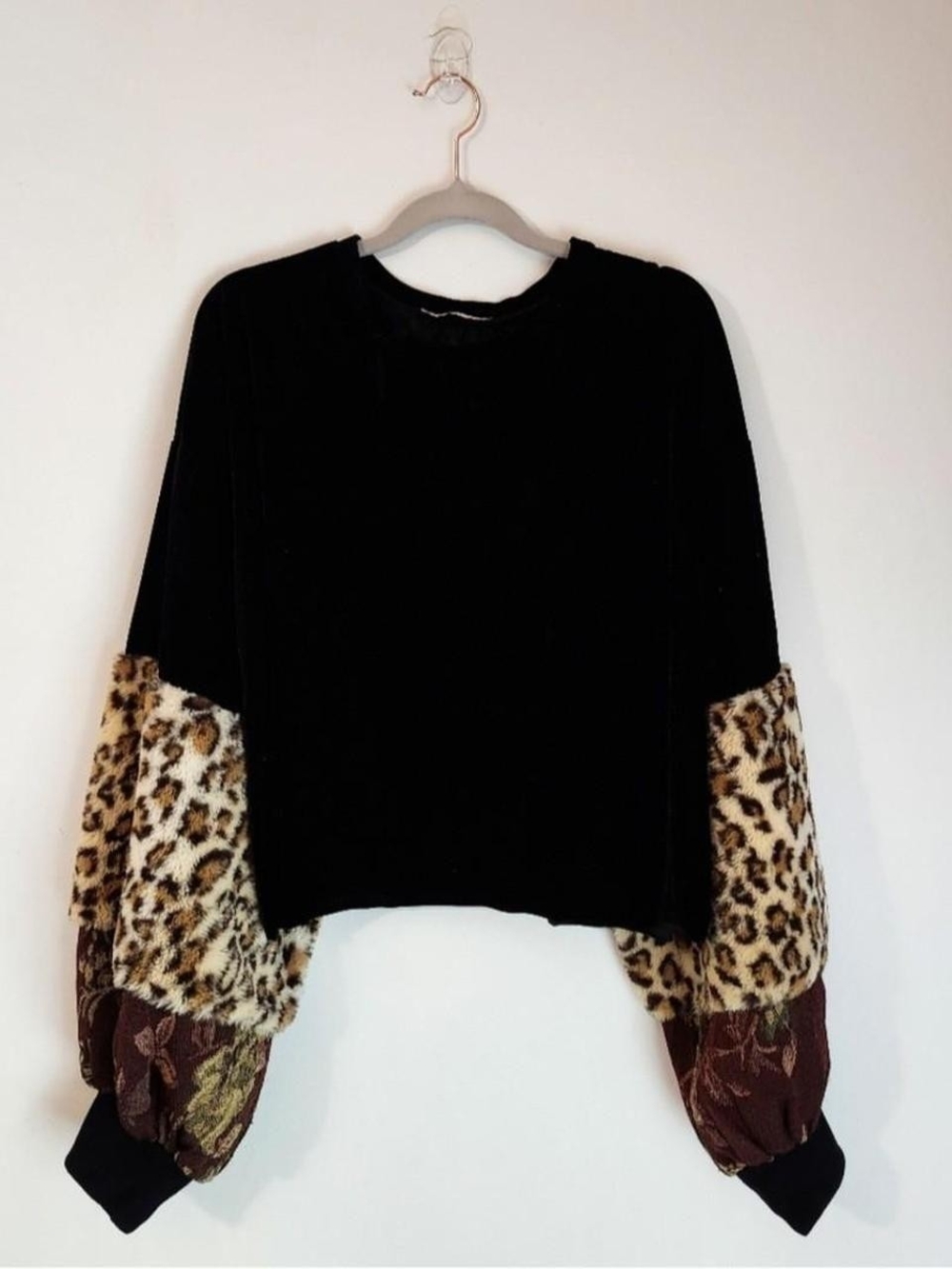Zara Velvet Leopard Sweater Size Medium Whimsygoth Cozy Autumn Pumpkin Patch